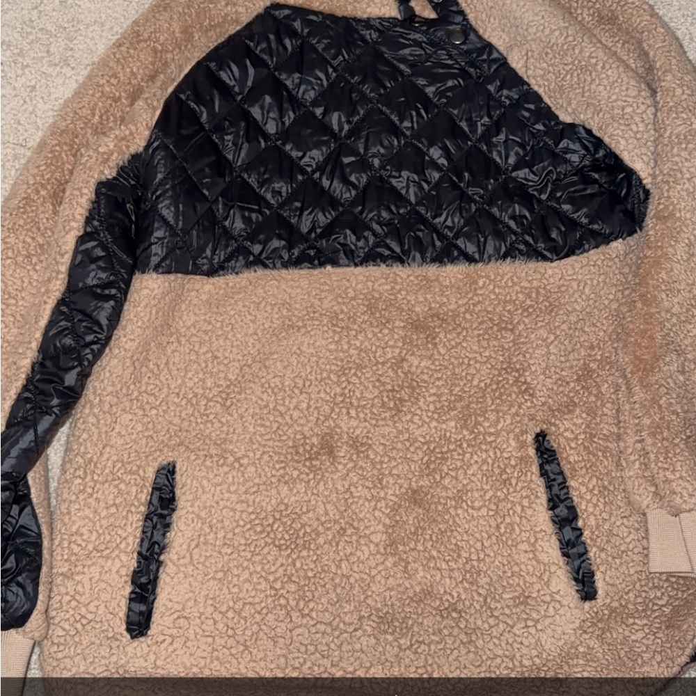 Cozy Black and Tan Women's Jacket